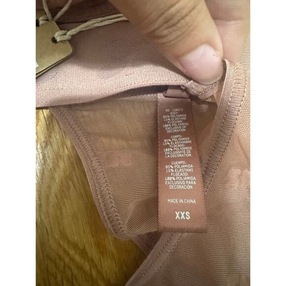 Skims Set Size XXS After Hours Rose Clay Logo Mesh Underwire Bra & open shorts - Picture 4 of 10